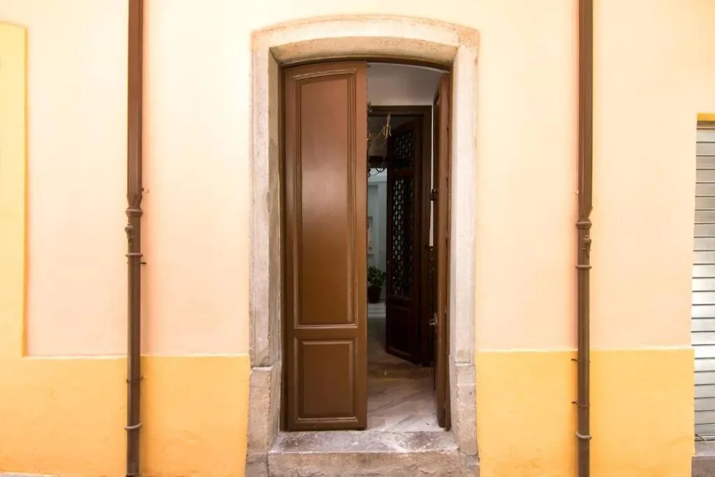 Apartamento Rosarioseis LOFT CORRAL DEL CARBÓN Granada